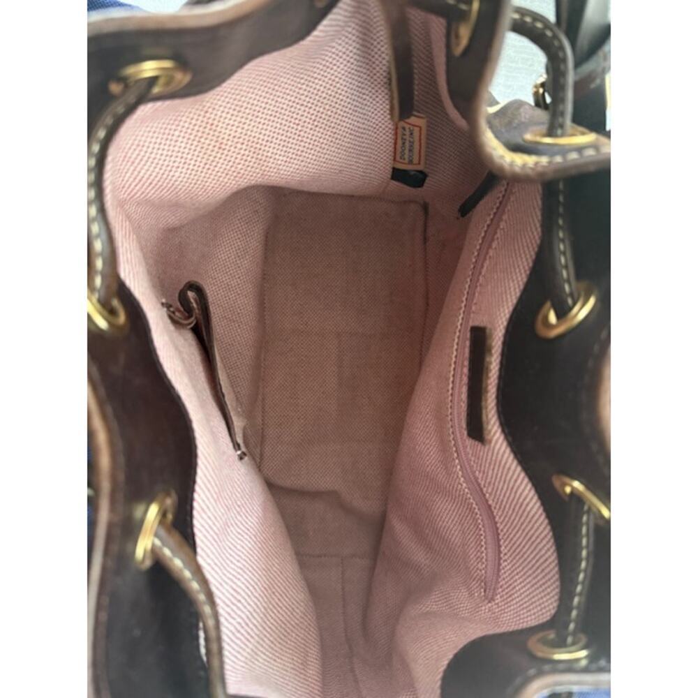 DOONEY & BOURKE GIRRAFFE PRINT DRAWSTRING SHOULDER BAG WITH DUST BAG - Picture 7 of 16